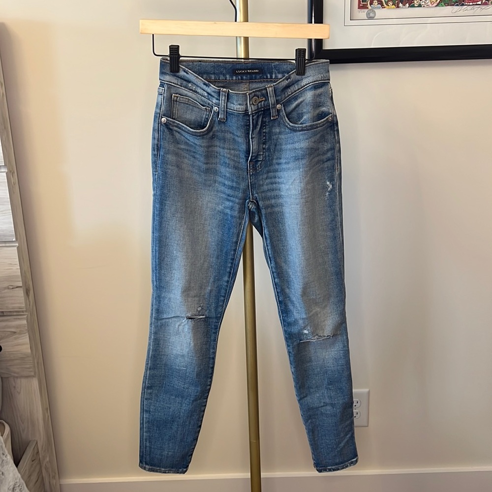 Preloved Lucky brand size 26/2 distressed - Picture 1 of 2
